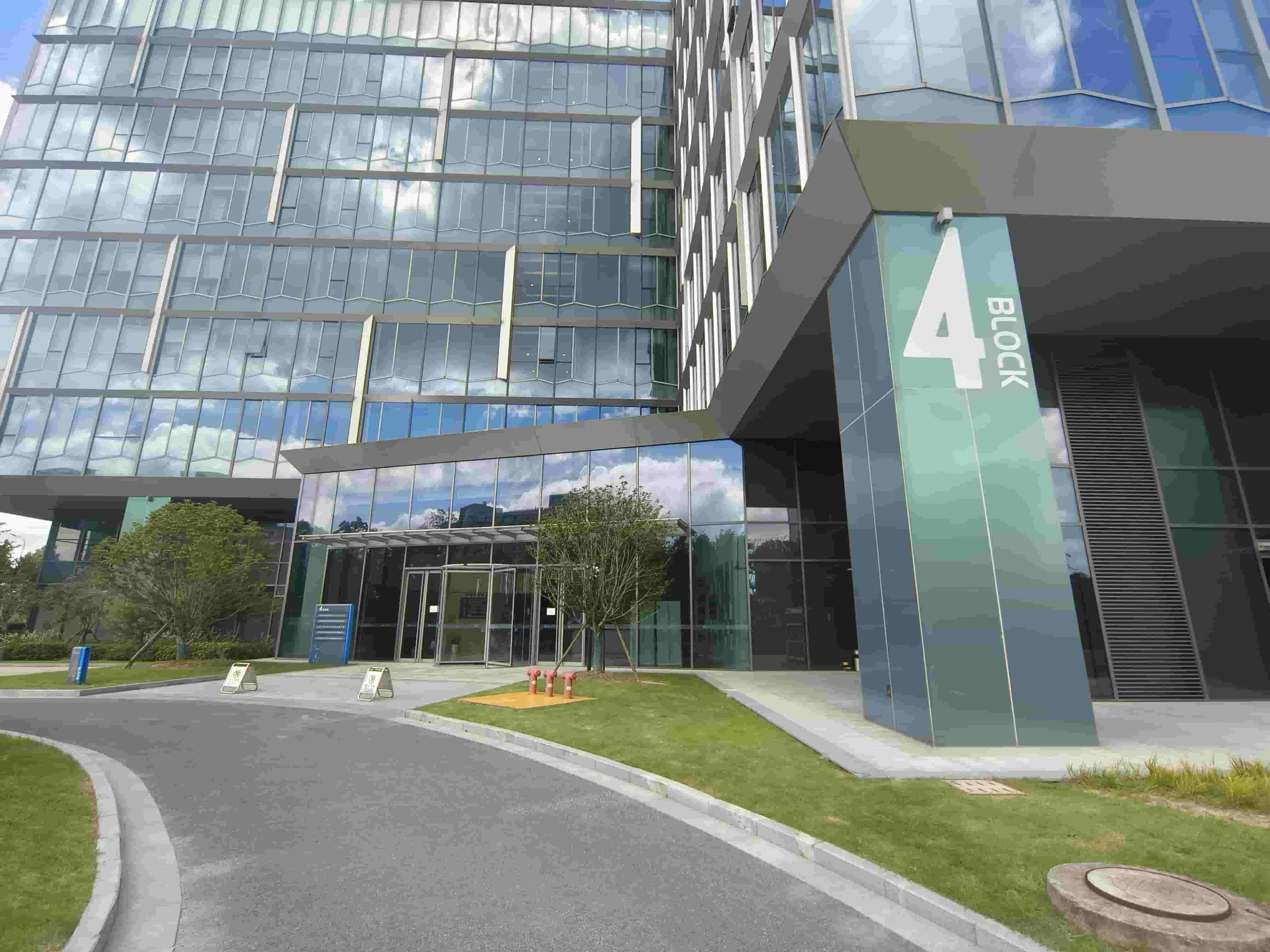 【公司新聞】隱智科儀助力上海市農產品檢測中心實驗室搬遷 清點工作有序推進